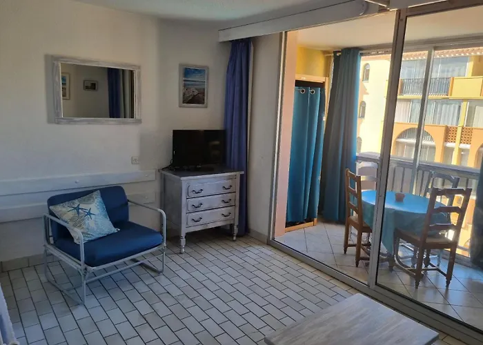 Lumineux Piscine Parking *